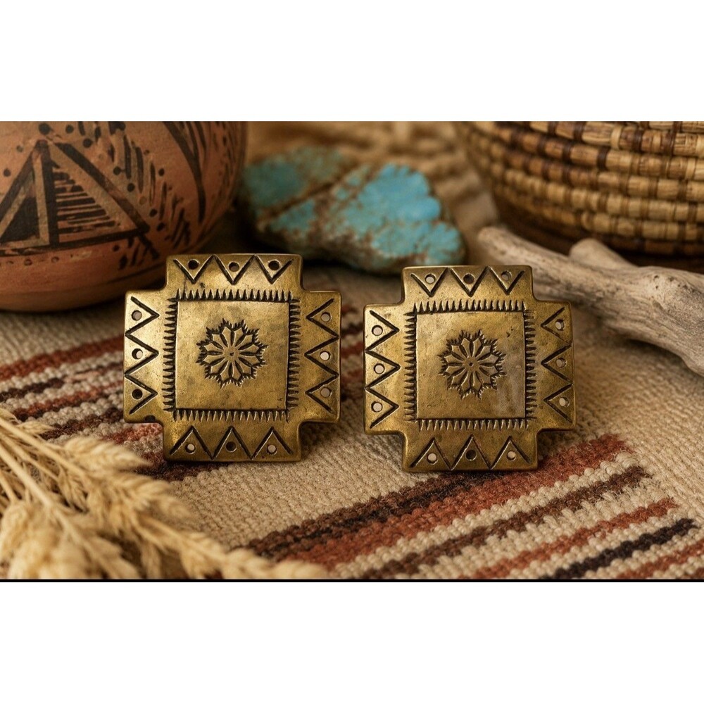 Vintage 1980s Gold Tone Southwestern Clip On Earrings Black Etched 1" Square